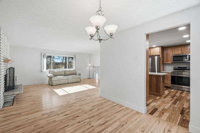 5618 W Pacific Park Dr, Spokane, WA 99208