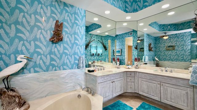 3000 N Highway A1a Highway N Phgb, Hutchinson Island, FL 34949