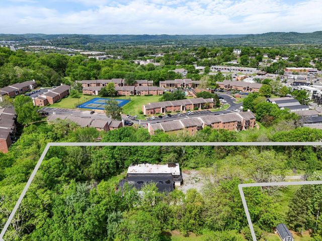 813 Watts Ln, Nashville, TN 37209