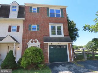 2 EVLON CT, New Castle, DE 19720