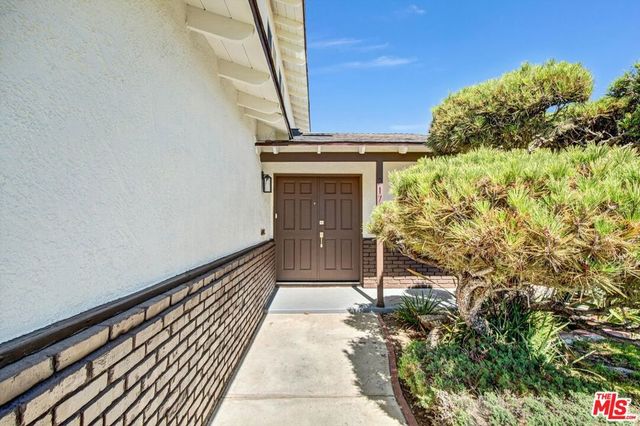 21748 Acarus Avenue, Carson, CA 90745