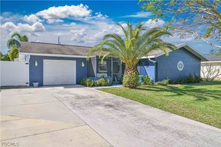 1210 SE 34th TER, Cape Coral, FL 33904