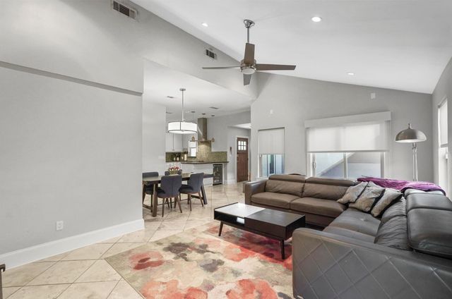 4319 Cabell Drive, Dallas, TX 75204