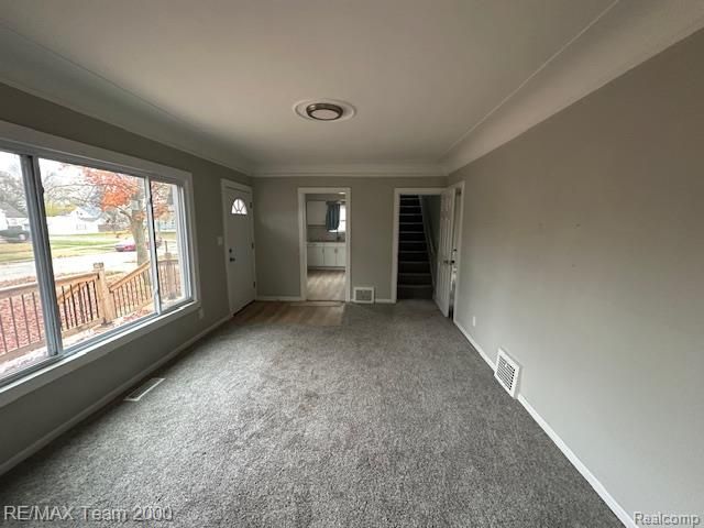 2019 Helen Street, Garden City, MI 48135