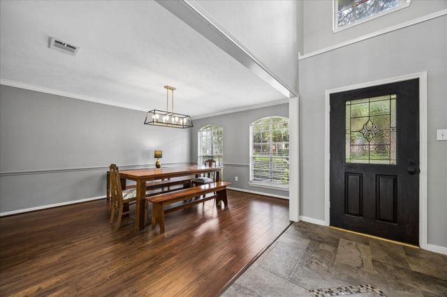 47 Sterling Street, Sugar Land, TX 77479