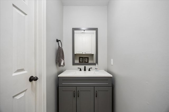 47 Sterling Street, Sugar Land, TX 77479