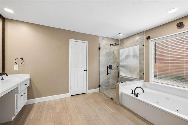 47 Sterling Street, Sugar Land, TX 77479