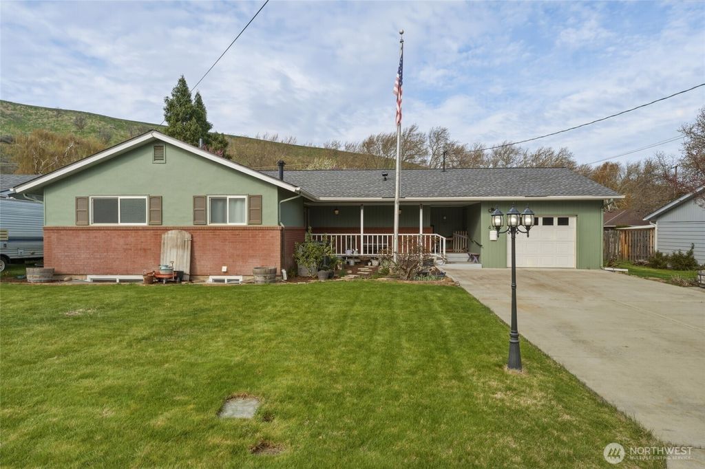 412 SW Parkview Street, Milton-freewater, OR 97862