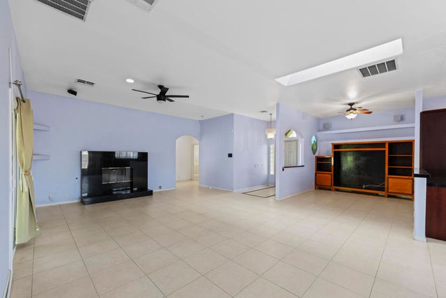 31515 Avenida Del Yermo, Cathedral City, CA 92234