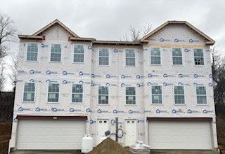 1237 Bedford Road 2083B, North Huntingdon, PA 15642