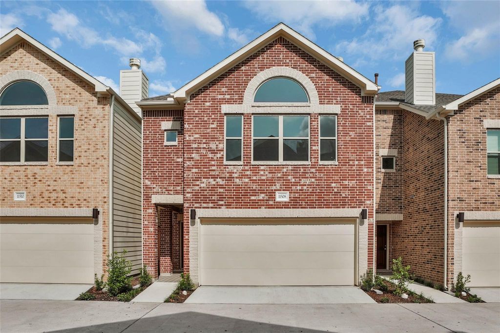 11508 Main Cypress Drive, Houston, TX 77025