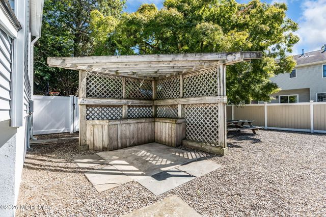 2024 Loveland Place, Point Pleasant, NJ 08742