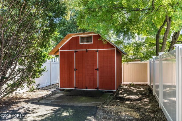 2024 Loveland Place, Point Pleasant, NJ 08742
