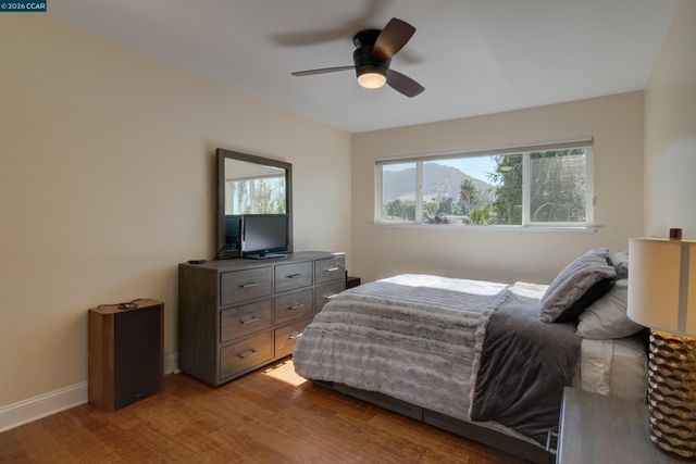 11 Mt Lee Pl, Clayton, CA 94517