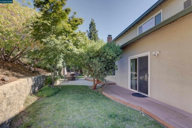 11 Mt Lee Pl, Clayton, CA 94517