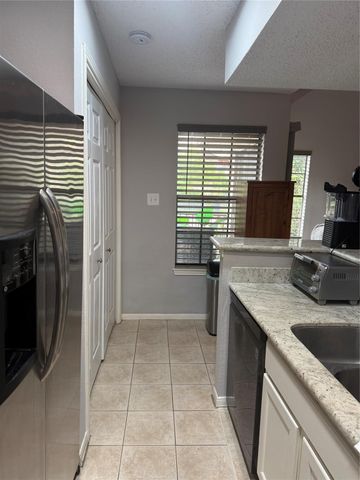 2300 Old Spanish Trail 2069, Houston, TX 77054