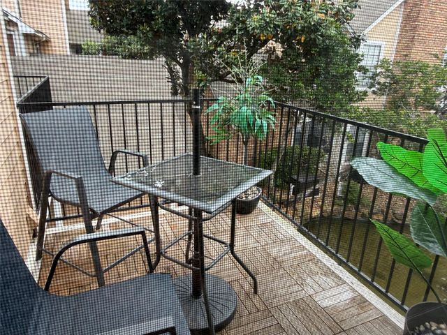 2300 Old Spanish Trail 2069, Houston, TX 77054