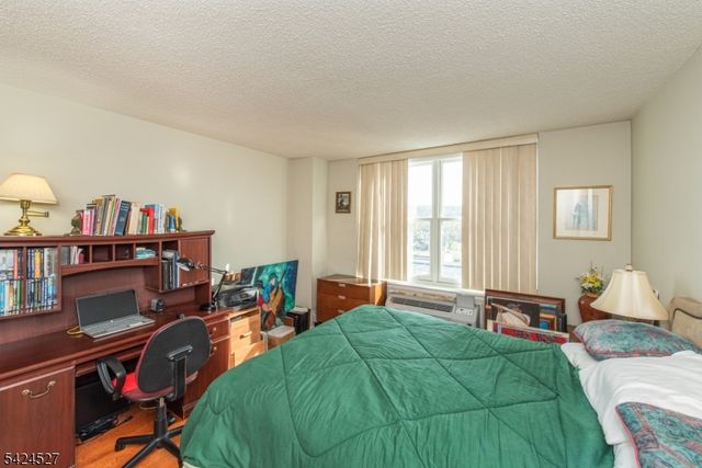 300 Main St 704, Little Falls Twp., NJ 07424