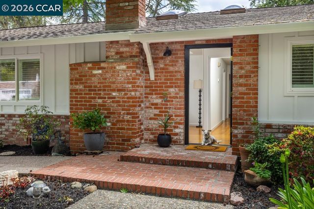 516 McGrath Ct, Pleasant Hill, CA 94523