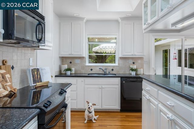 516 McGrath Ct, Pleasant Hill, CA 94523