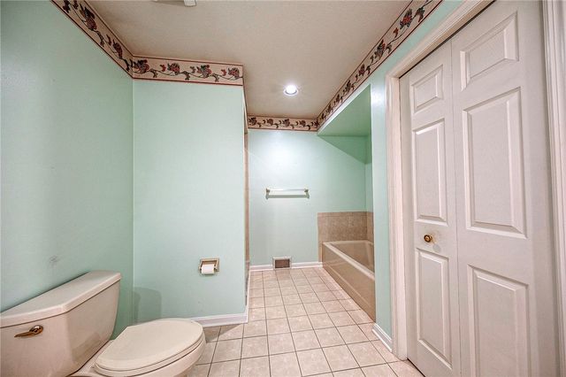 2011 Fortune Ct, South Fayette, PA 15017
