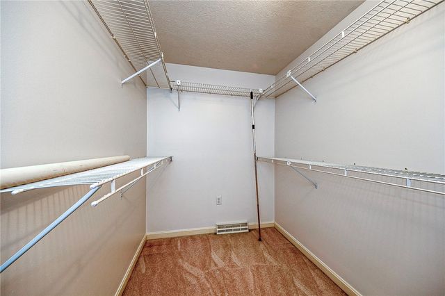 2011 Fortune Ct, South Fayette, PA 15017
