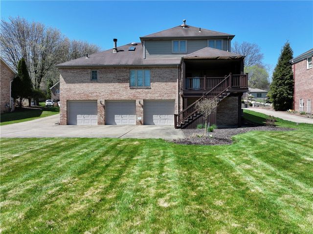 2011 Fortune Ct, South Fayette, PA 15017