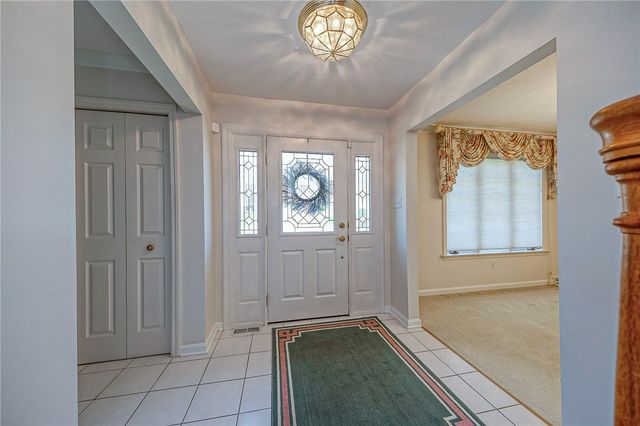 2011 Fortune Ct, South Fayette, PA 15017