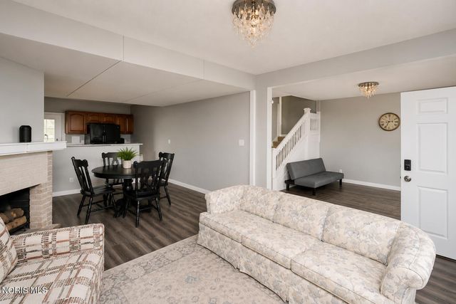 122 Columbia Street, Toledo, OH 43620