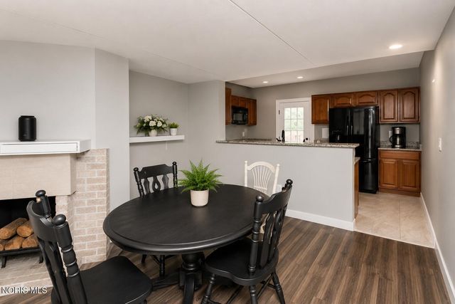 122 Columbia Street, Toledo, OH 43620