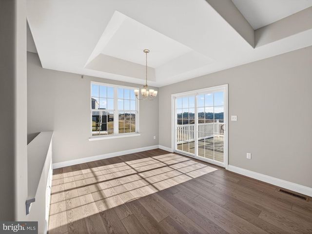 219 SUNGLO DR, Leesport, PA 19533