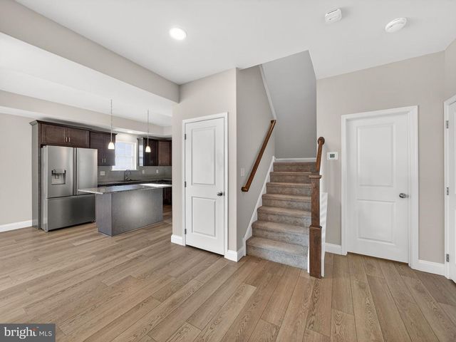 219 SUNGLO DR, Leesport, PA 19533