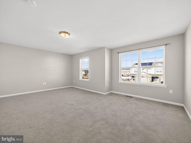 219 SUNGLO DR, Leesport, PA 19533