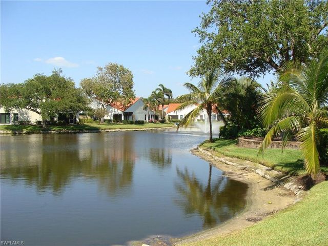 857 Reef Point CIR, Naples, FL 34108