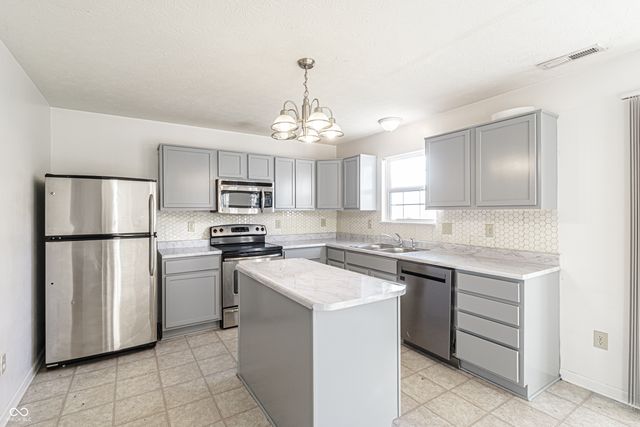 2556 Liatris Drive, Plainfield, IN 46168