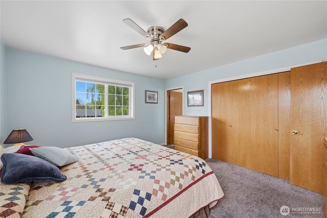 1036 Ridgeway Drive, Lynden, WA 98264