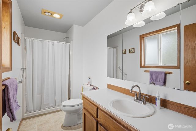 1036 Ridgeway Drive, Lynden, WA 98264