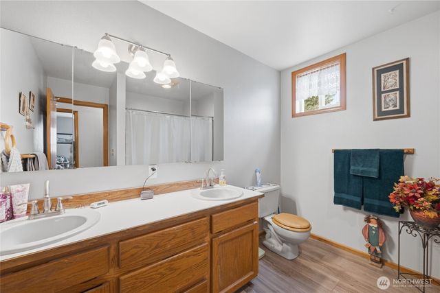 1036 Ridgeway Drive, Lynden, WA 98264
