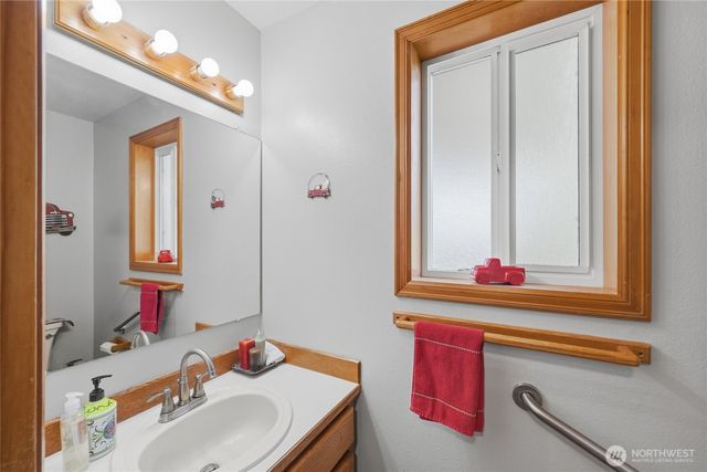 1036 Ridgeway Drive, Lynden, WA 98264