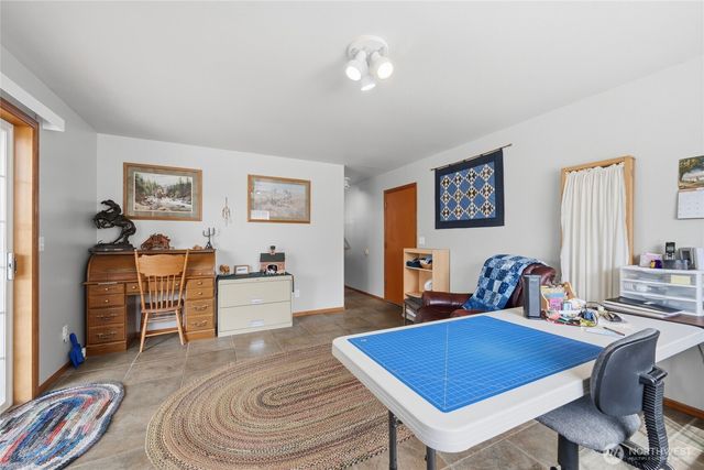 1036 Ridgeway Drive, Lynden, WA 98264