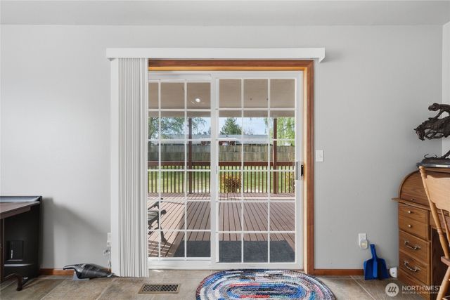 1036 Ridgeway Drive, Lynden, WA 98264