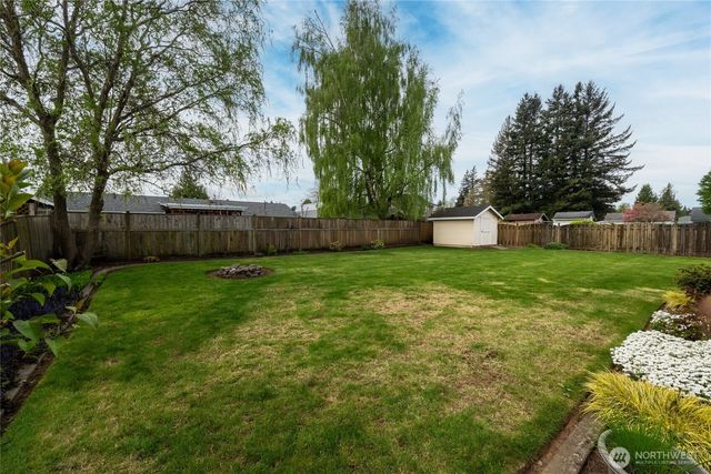 1036 Ridgeway Drive, Lynden, WA 98264
