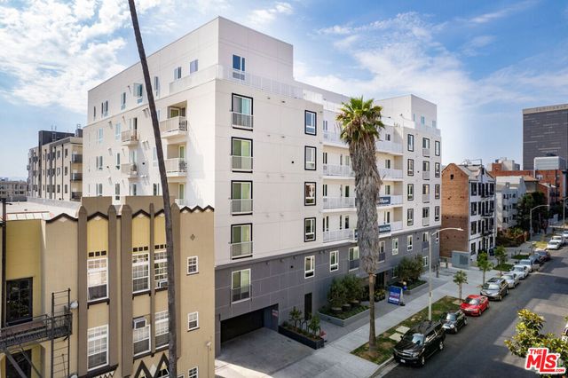 839 S Fedora Street 104, Los Angeles, CA 90005