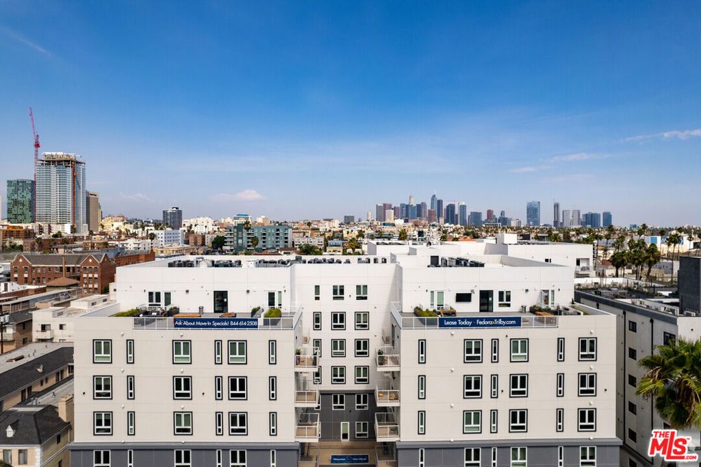 839 S Fedora Street 104, Los Angeles, CA 90005