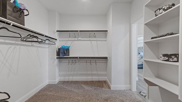 6869 BRAHMAN Drive, Arlington, TX 76001