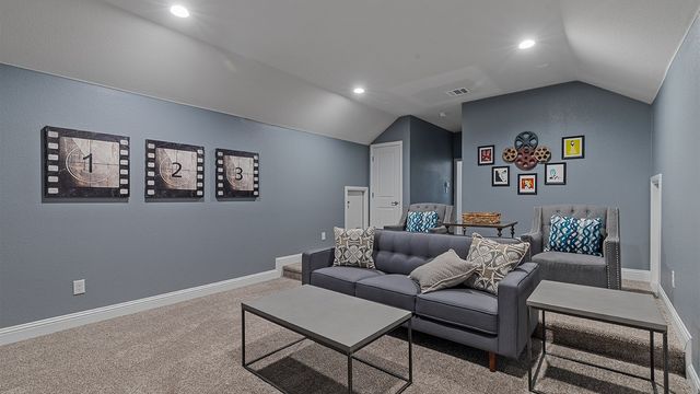 6869 BRAHMAN Drive, Arlington, TX 76001