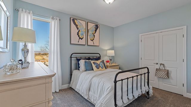 6869 BRAHMAN Drive, Arlington, TX 76001