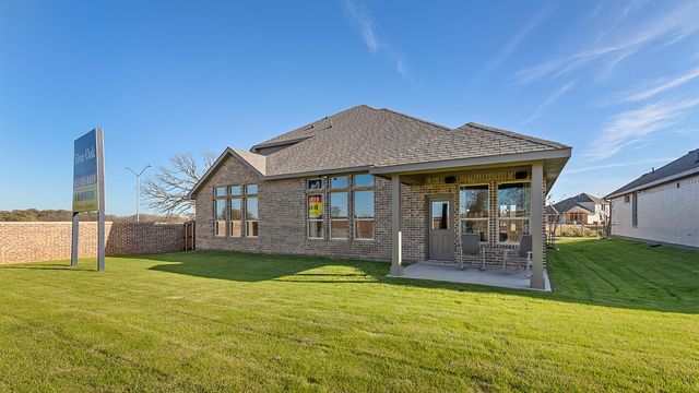 6869 BRAHMAN Drive, Arlington, TX 76001