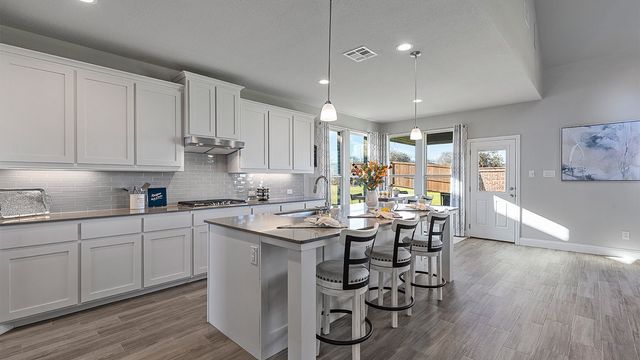 6869 BRAHMAN Drive, Arlington, TX 76001
