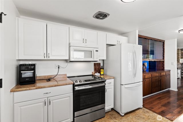 1000 D Street SE, Auburn, WA 98002